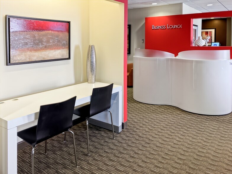More Photos Of 100 Bull St, Savannah Coworking Space