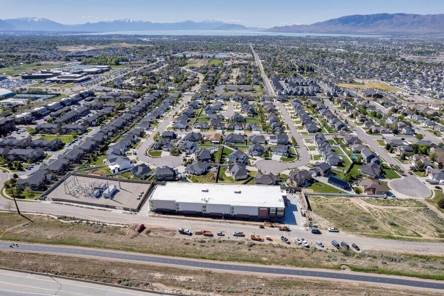 More Photos Of 275 W Bullriver Rd, Lehi Self Storage For Sale