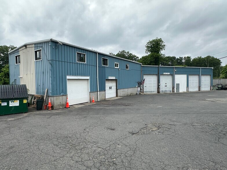 More Photos Of 1635 Page Blvd, Springfield Service For Lease