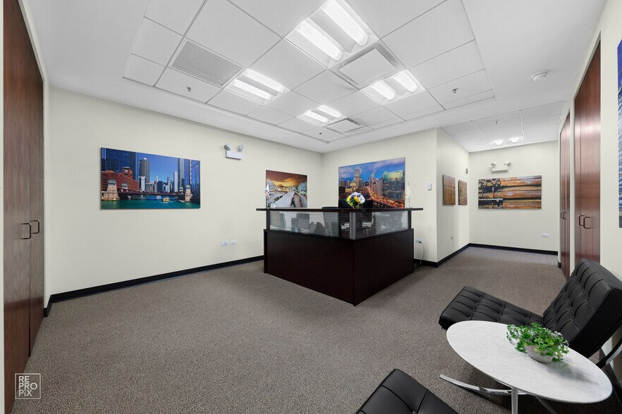 More Photos Of 1 Walker Ave, Clarendon Hills Office For Lease