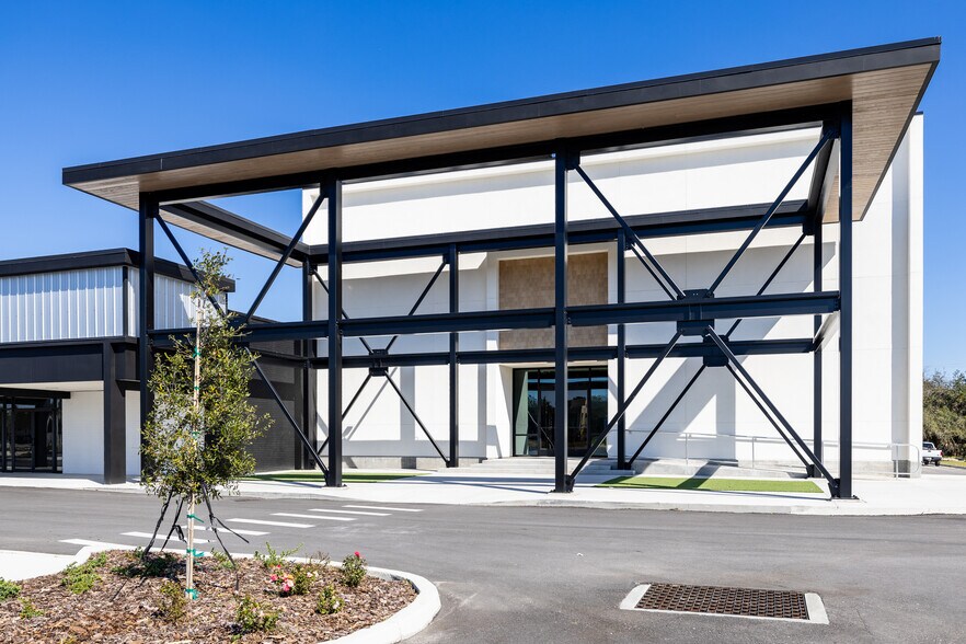 More Photos Of 903 University Blvd N, Jacksonville Unknown For Lease