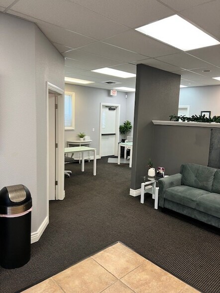 More Photos Of 810 Standiford Ave, Modesto Office For Lease