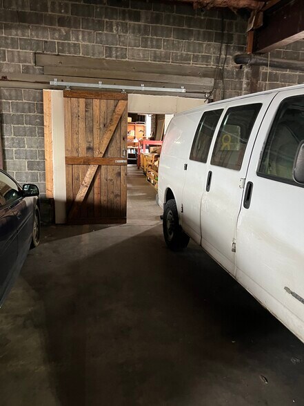 More Photos Of 665-667 W Market St, York Storefront Retail Residential For Sale