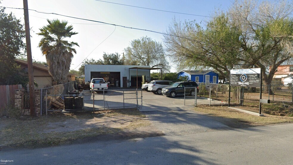 Primary Photo Of 2505 N Bridge Ave, Weslaco Service For Sale