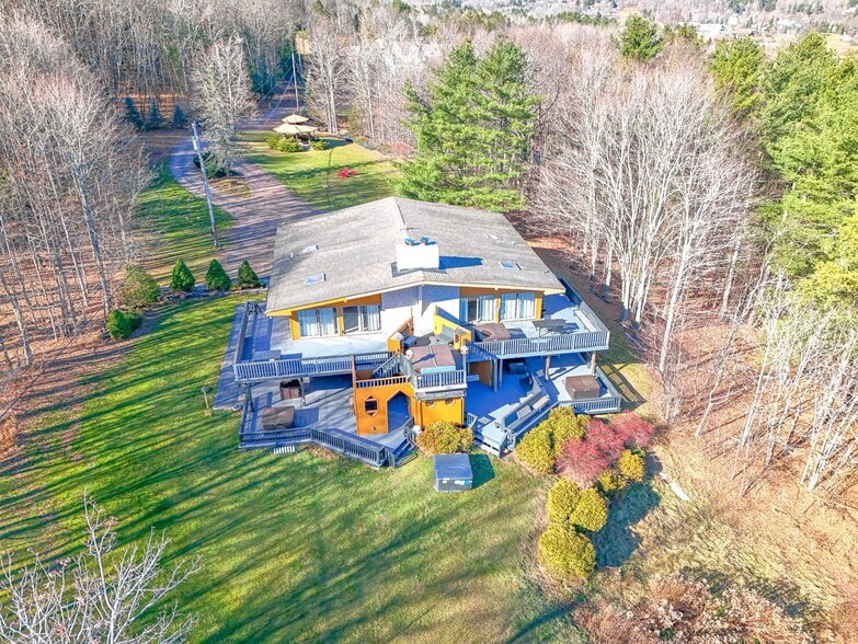 More Photos Of 33 Cuomos Cv, Windham Apartments For Sale