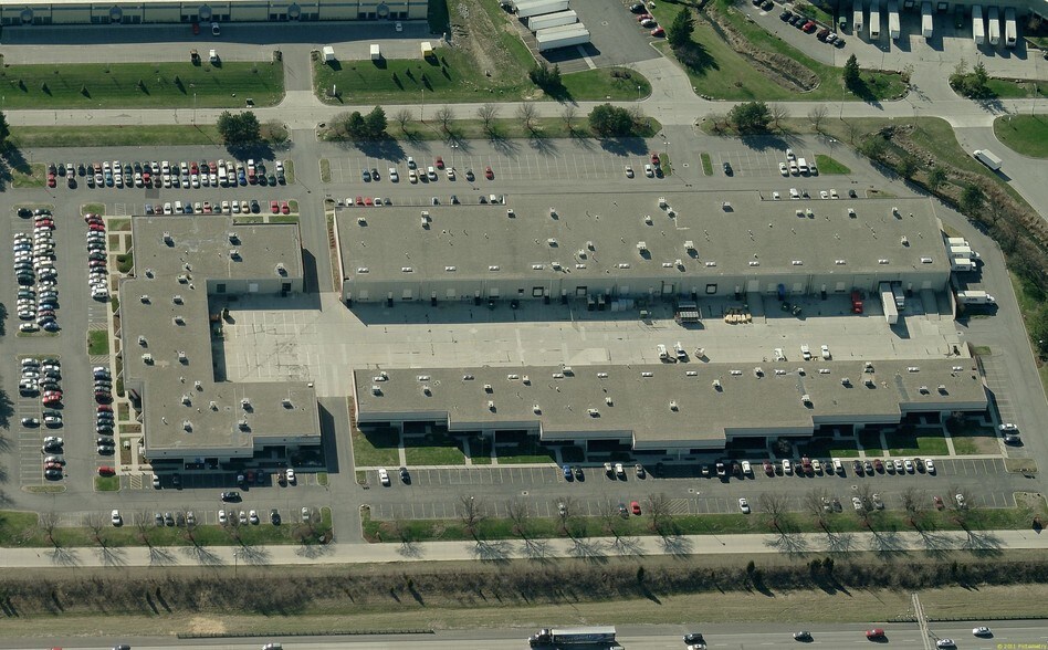 More Photos Of 4350 Equity Dr, Columbus Flex For Lease