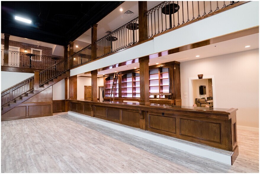 More Photos Of 22 E 200 S, Clearfield Restaurant For Sale