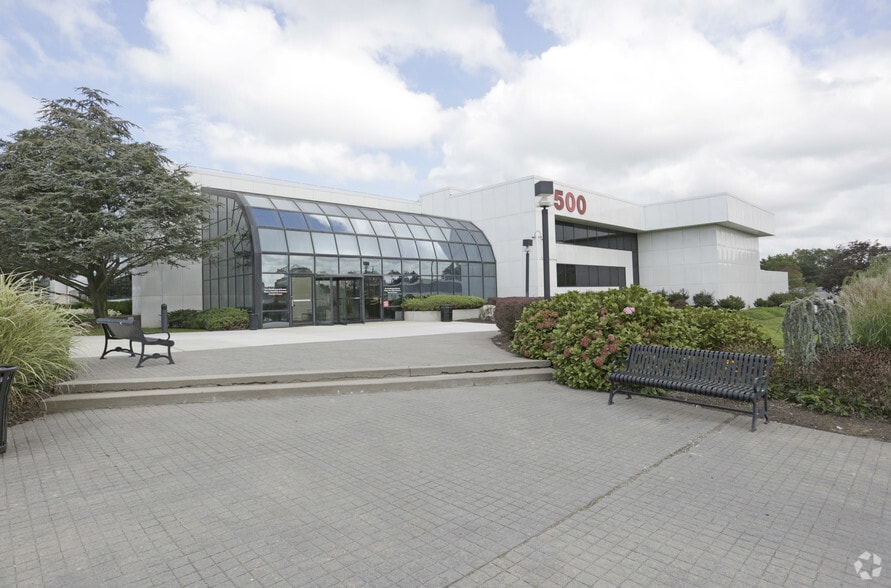 More Photos Of 500 N Broadway, Jericho Office For Lease