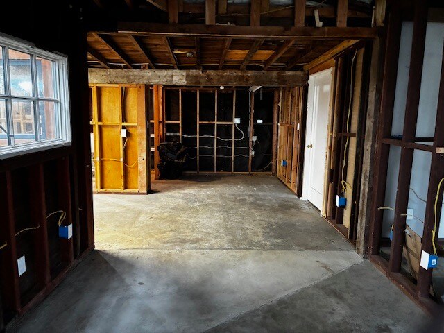 More Photos Of 315 Laurel Ave, Novato Flex For Lease