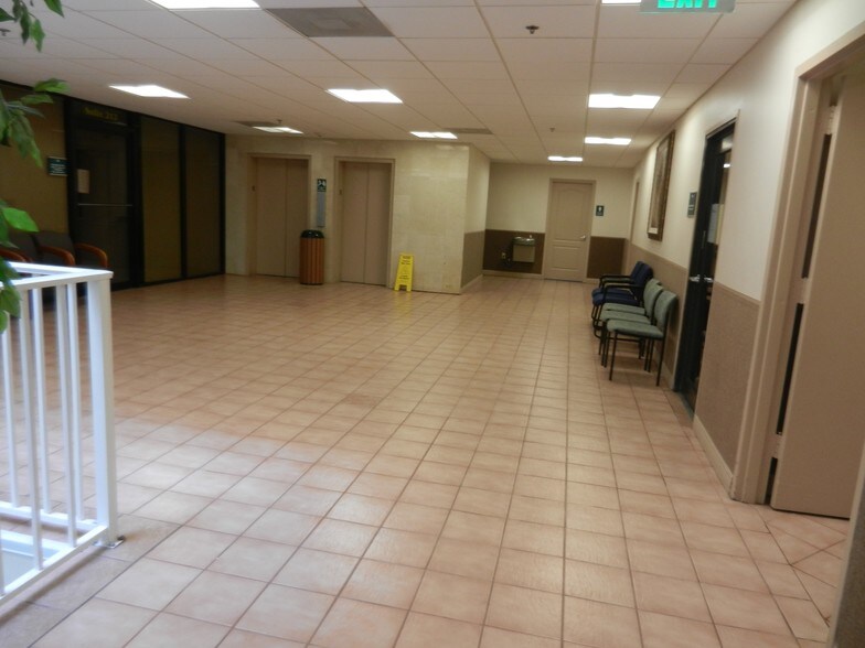 More Photos Of 1111 12th St, Key West Medical For Lease