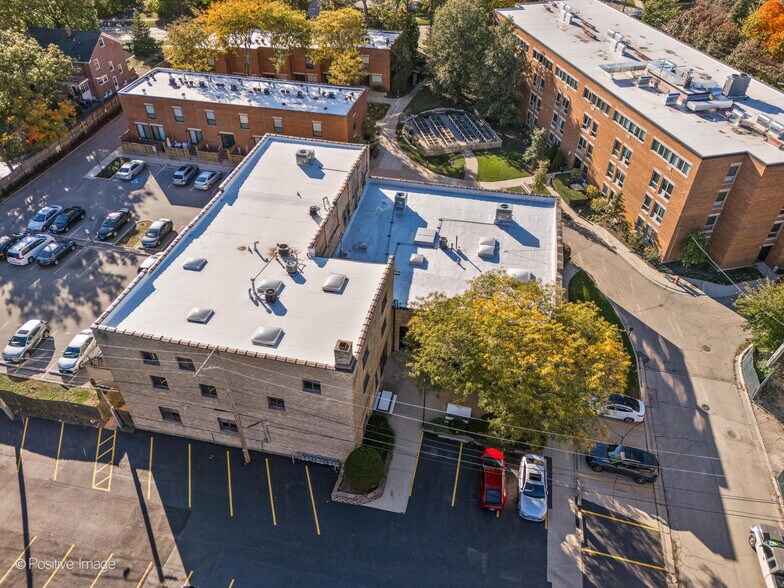 More Photos Of 660 LaSalle Pl, Highland Park Loft Creative Space For Sale