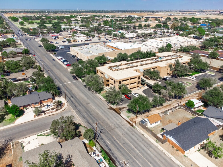 More Photos Of 3000 Garfield St, Midland Office For Lease