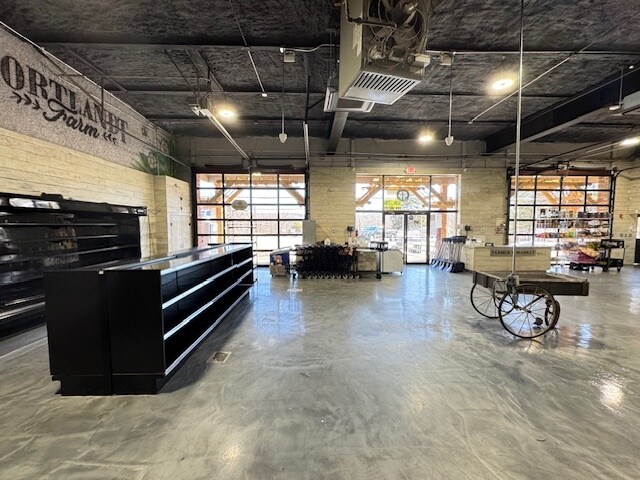 More Photos Of 2267 Crompond Rd, Cortlandt Manor Freestanding For Sale