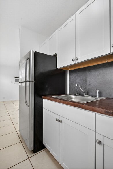 More Photos Of 2275-2281 NE 12th St, Pompano Beach Apartments For Sale