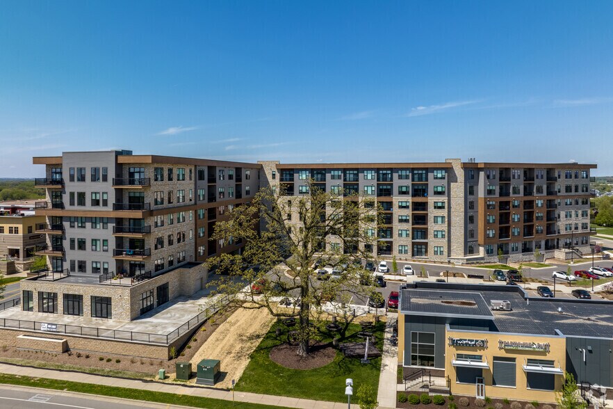 More Photos Of 915 North Star Dr, Madison Apartments For Lease