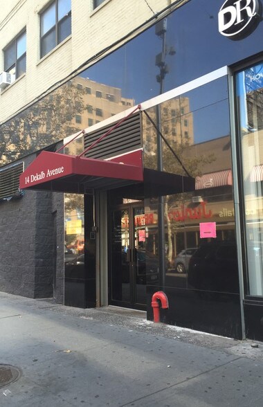 More Photos Of 14-16 Dekalb Ave, Brooklyn Loft Creative Space For Lease