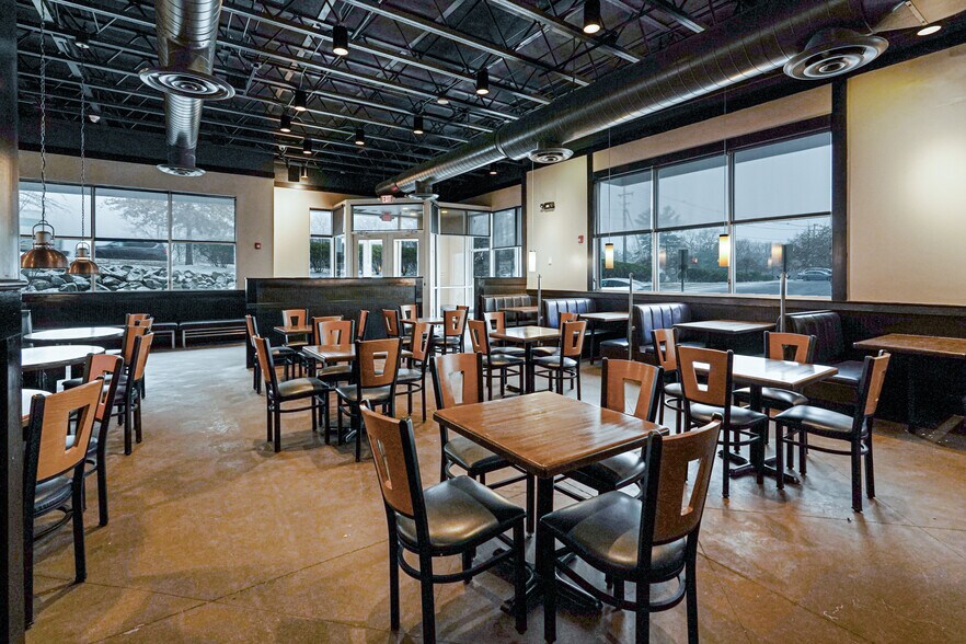 More Photos Of 208-240 Fortune Blvd, Milford Unknown For Lease