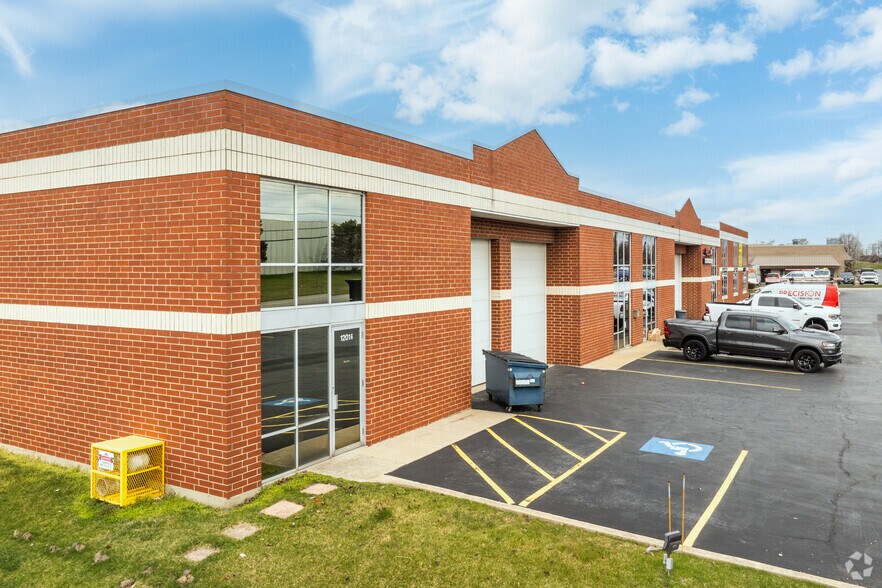 More Photos Of 5611-5613 W 120th Ave, Alsip Warehouse For Sale