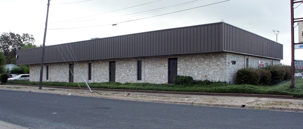 More Photos Of 5207 Airport Blvd, Austin Office For Sale