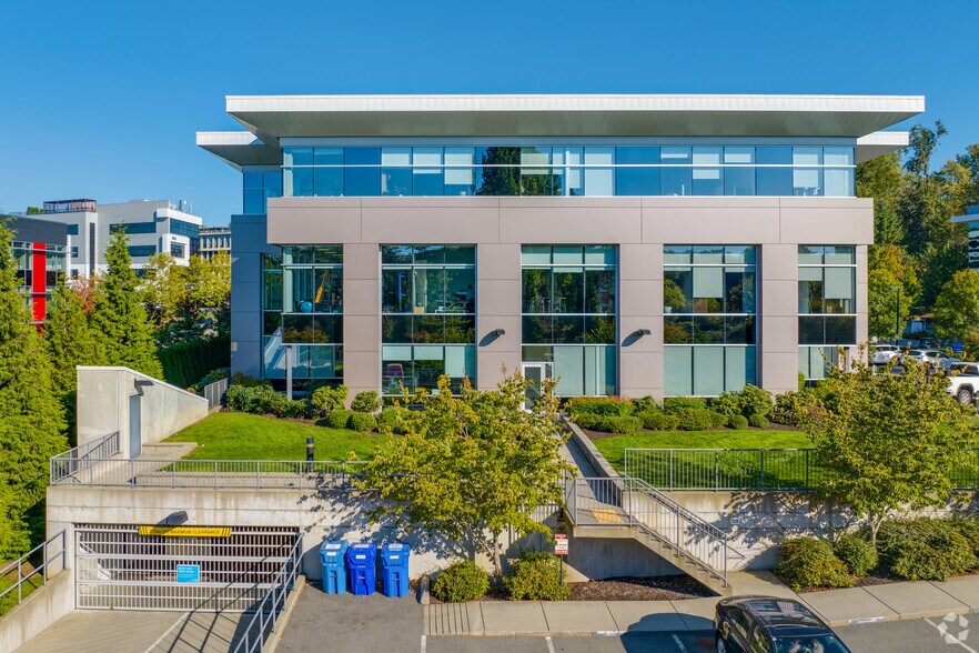 More Photos Of 8047 199th St, Langley Office For Sale