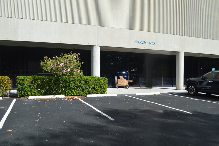 More Photos Of 6000 Park of Commerce Blvd, Boca Raton Distribution For Lease