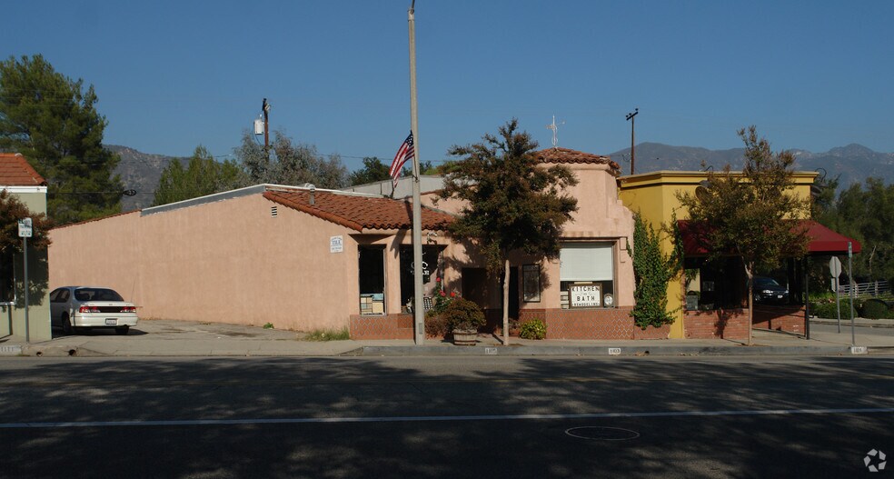 More Photos Of 1101 Foothill Blvd, La Cañada Flintridge Storefront For Lease