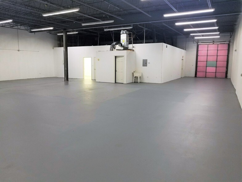 More Photos Of 420 Kelley Dr, West Berlin Light Manufacturing For Lease
