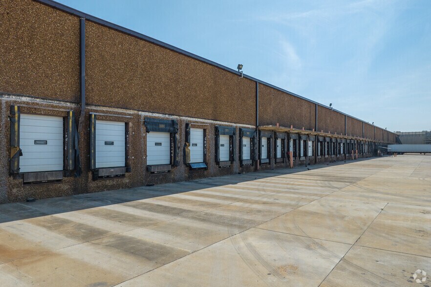 More Photos Of 2929 Stateline Rd, Southaven Refrigeration Cold Storage For Sale