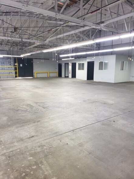 More Photos Of 3000-3016 E 11th St, Los Angeles Warehouse For Lease
