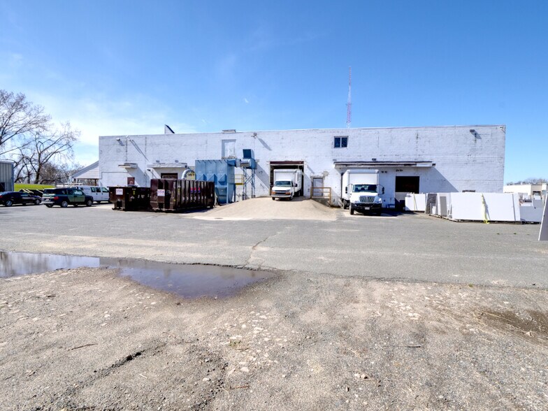 More Photos Of 55 Avocado St, Springfield Food Processing For Sale