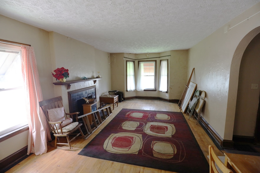 More Photos Of 1658 Superior Ave NE, Canton Religious Facility For Sale