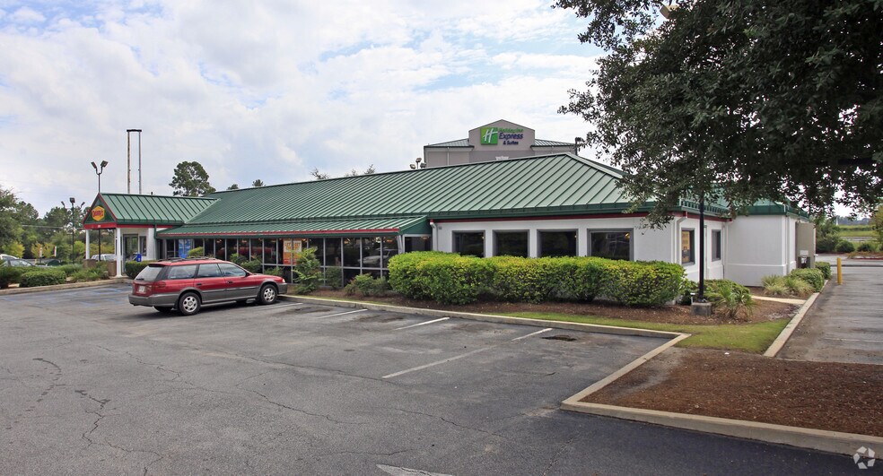 More Photos Of 1328 N St Augustine Rd, Valdosta Restaurant For Lease