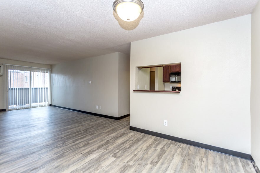 More Photos Of 1150 S Birch St, Denver Multifamily For Sale