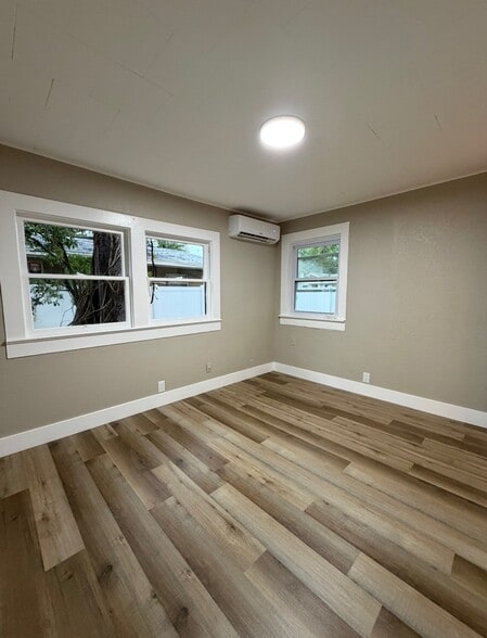 More Photos Of 1221 E Dr Martin Luther King Jr Blvd, Tampa Office For Sale