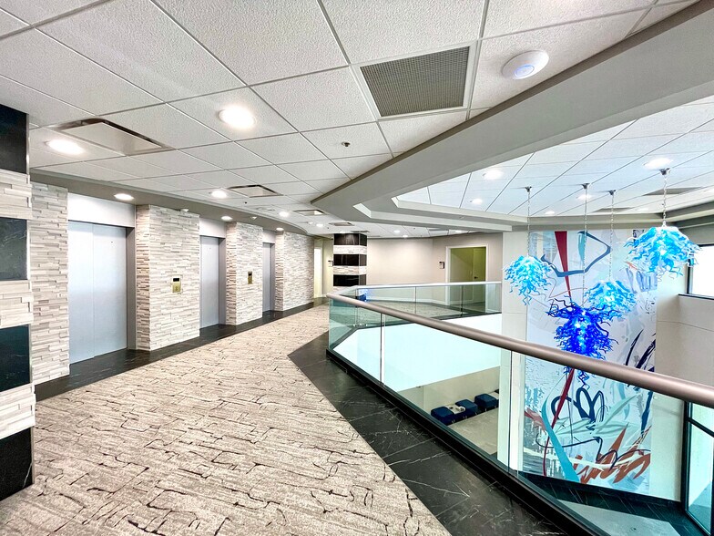 More Photos Of 1515 Ringling Blvd, Sarasota Office For Lease