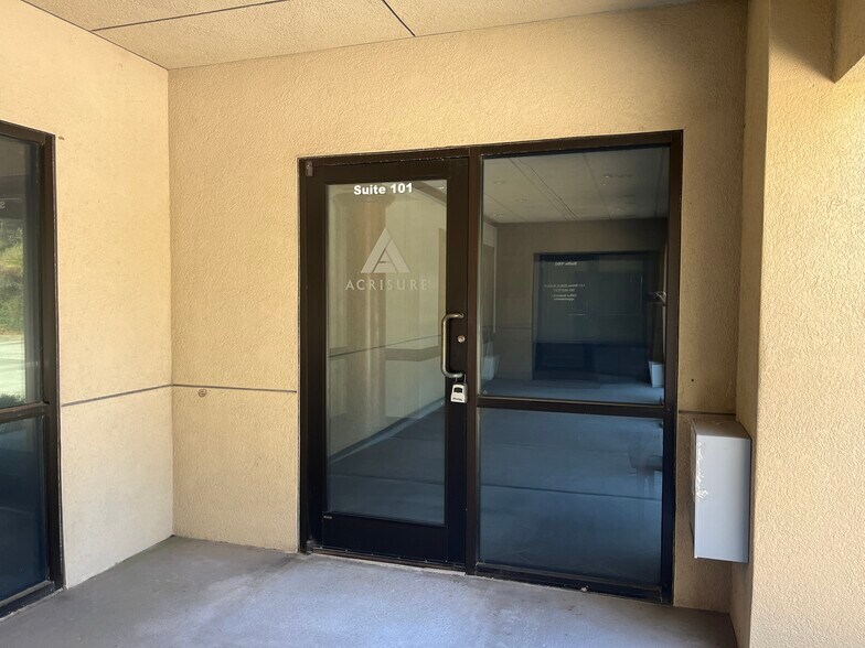 More Photos Of 5202 Shadowbend Pl, The Woodlands Office For Lease