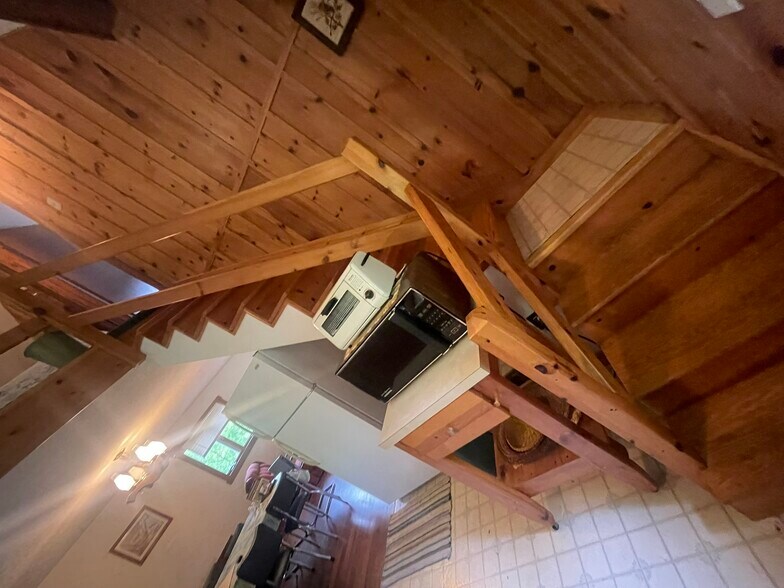 More Photos Of 853 Fairview Rd, Howard Apartments For Sale
