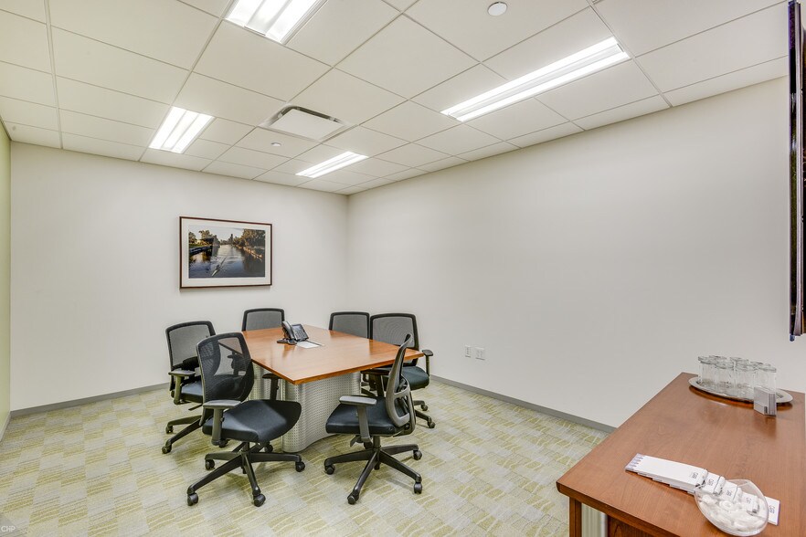 More Photos Of 200 E Randolph St, Chicago Office For Lease