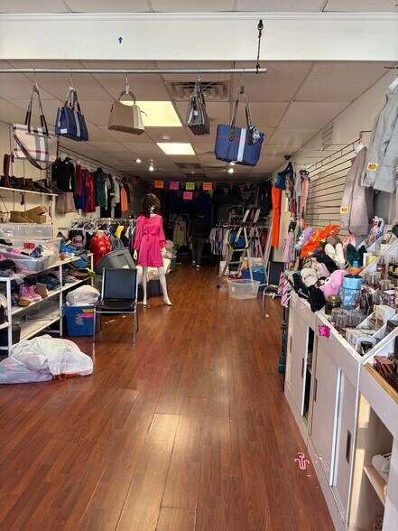 More Photos Of 15A New Main St, Haverstraw Storefront For Lease