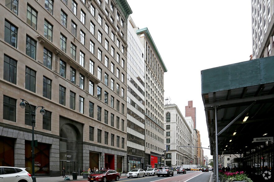 More Photos Of 1 W 34th St, New York Office For Lease