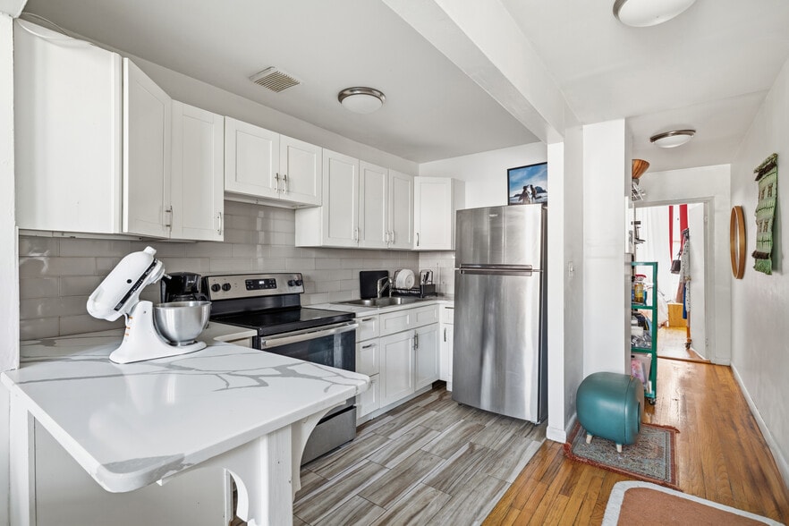 More Photos Of 252 W 136th St, New York Multifamily For Sale