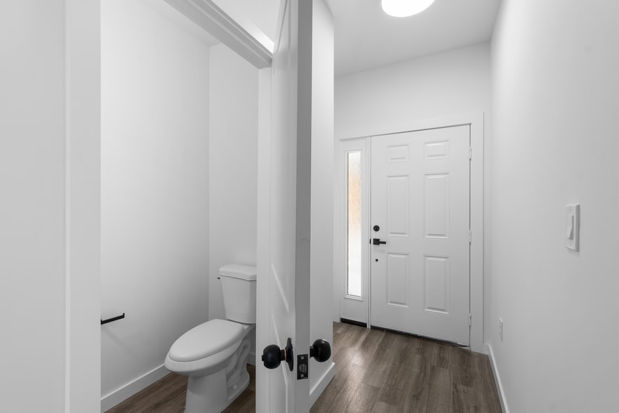 More Photos Of 1585 NW 29th Rd, Gainesville Apartments For Sale