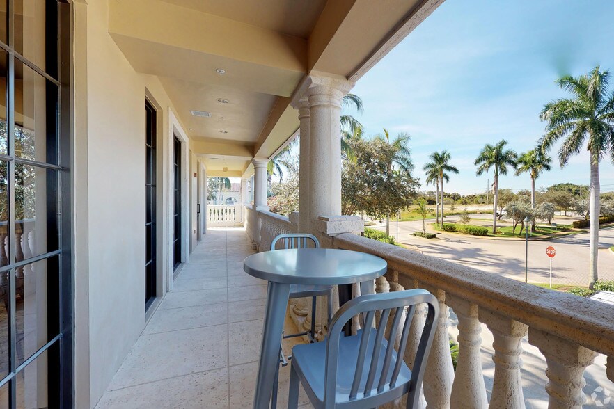 More Photos Of 2000 PGA Blvd, Palm Beach Gardens Storefront Retail Office For Lease