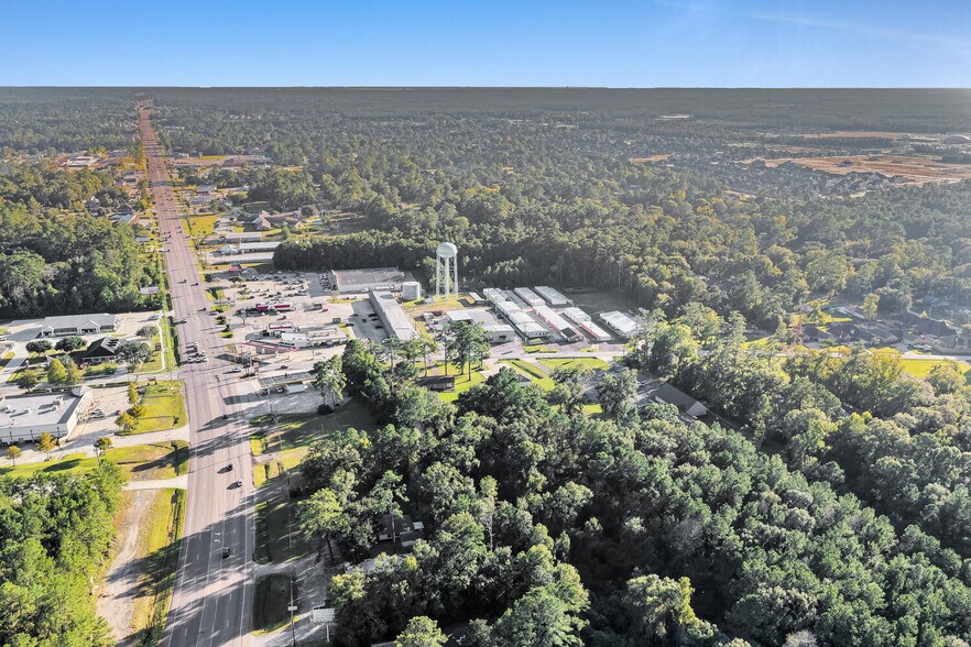 More Photos Of 55 W Chance Rd, Lumberton Warehouse For Lease