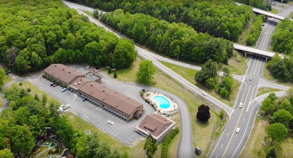 More Photos Of 2452 State Route 9N, Lake George Hotel For Sale