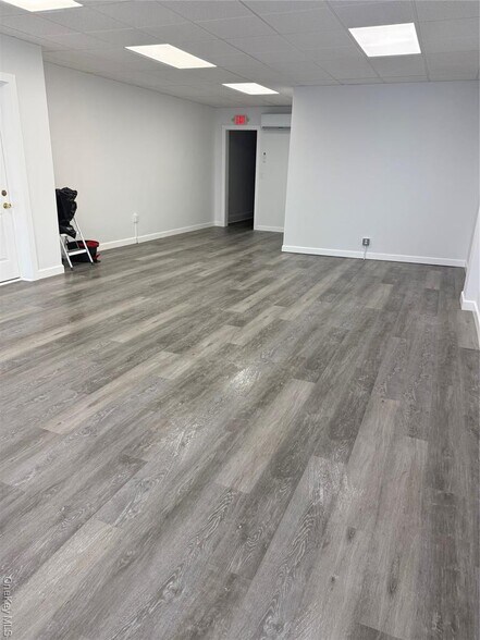 More Photos Of 271 Broadway, Bethpage Apartments For Lease