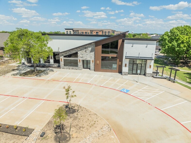 More Photos Of 120 Mitchell rd, Mansfield Medical For Lease