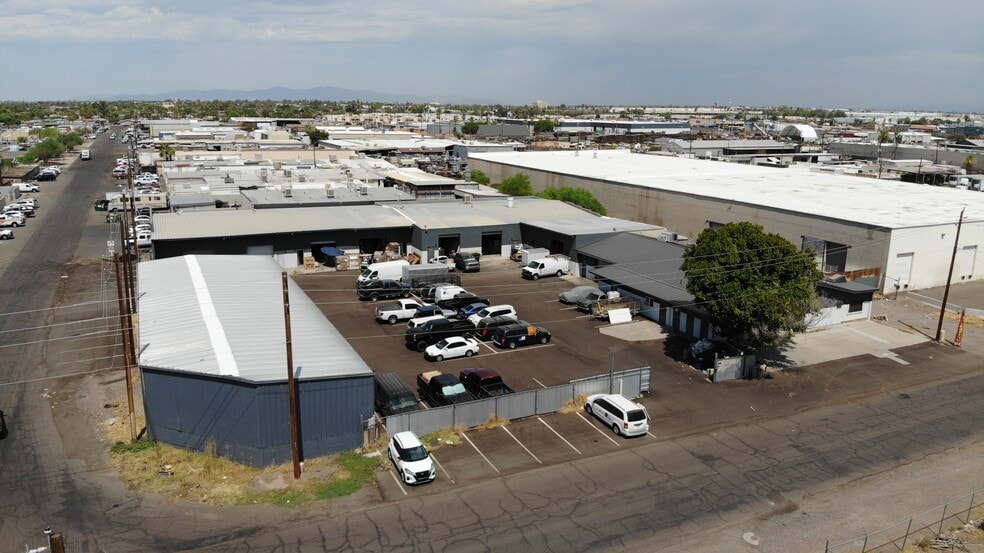 Primary Photo Of 3650 N 40th Ave, Phoenix Warehouse For Lease