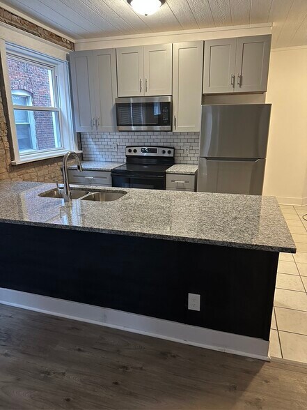 More Photos Of 5343 Vernon Ave, Saint Louis Multifamily For Sale
