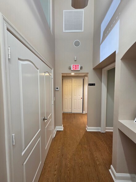 More Photos Of 6427 Lake Worth Rd, Greenacres Medical For Lease